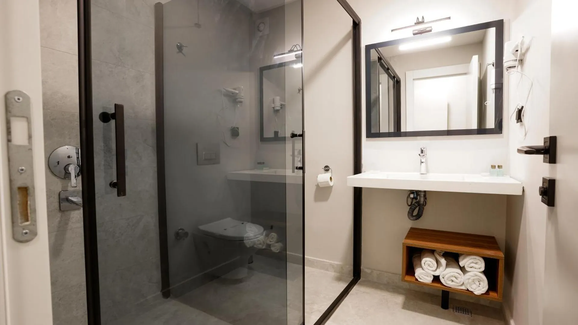 Joyful Hotel By Gnl Ankara 3*,